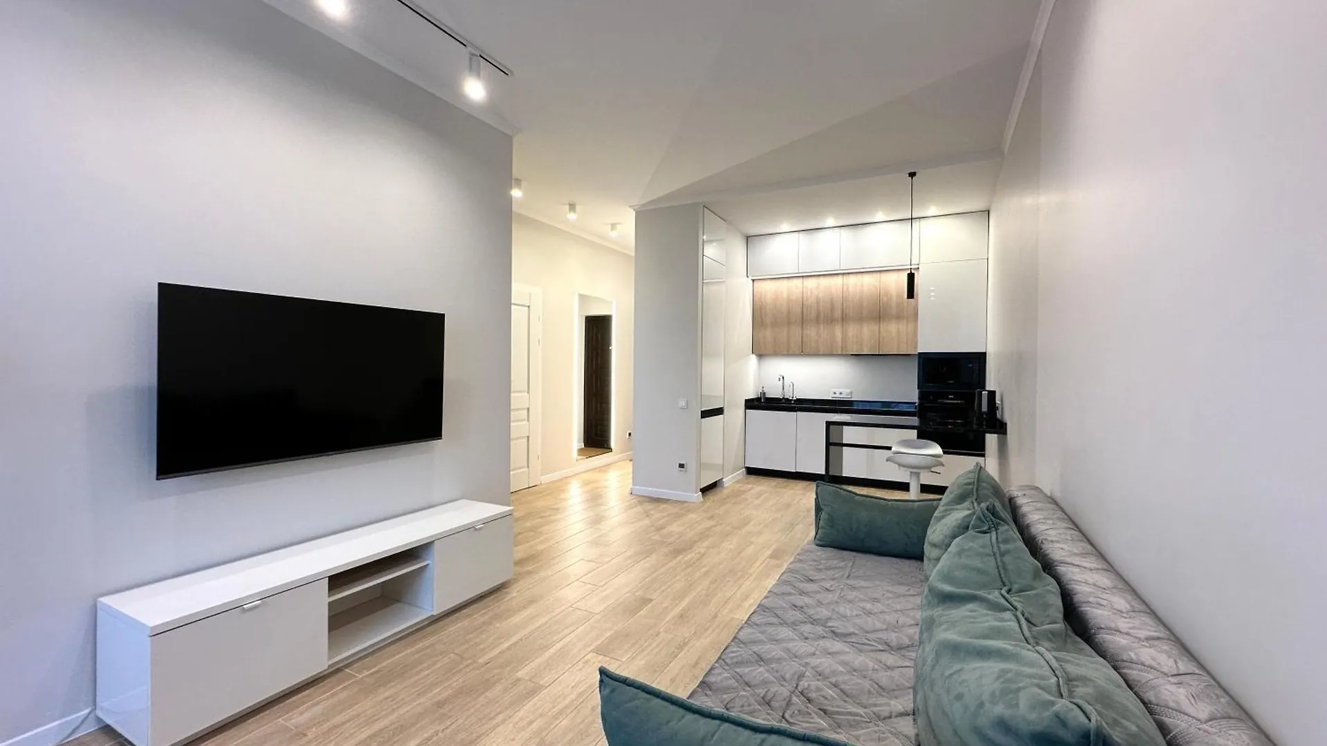 Kador Home Hotel Downtown Kyiv